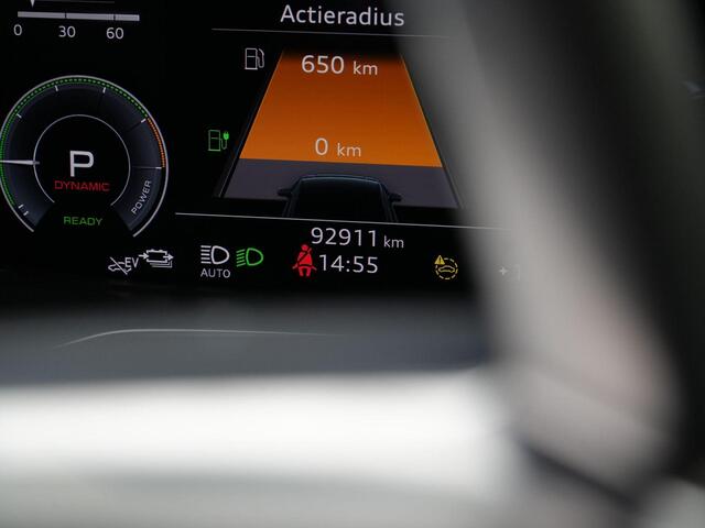 Audi Q3 Sportback 45 TFSI e 245 pk S-tronic S Edition / S-Line | Matrix LED | Achteruitrijcamera | Leder/alcantara | Alcantara delen | Stoelverwarming | Navigatie