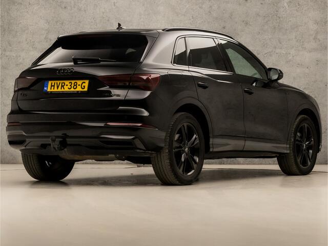 Audi Q3 35 TFSI S Line Sport 150Pk Automaat (2X S-LINE, PANORAMADAK, BLACK EDITION, APPLE CARPLAY, LEDER, ELEK SPORTSTOELEN, GETINT GLAS, STOELVERWARMING, SFEERVERLICHTING, TREKHAAK, NIEUWSTAAT)