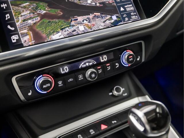 Audi Q3 35 TFSI S Line Sport 150Pk Automaat (2X S-LINE, PANORAMADAK, BLACK EDITION, APPLE CARPLAY, LEDER, ELEK SPORTSTOELEN, GETINT GLAS, STOELVERWARMING, SFEERVERLICHTING, TREKHAAK, NIEUWSTAAT)