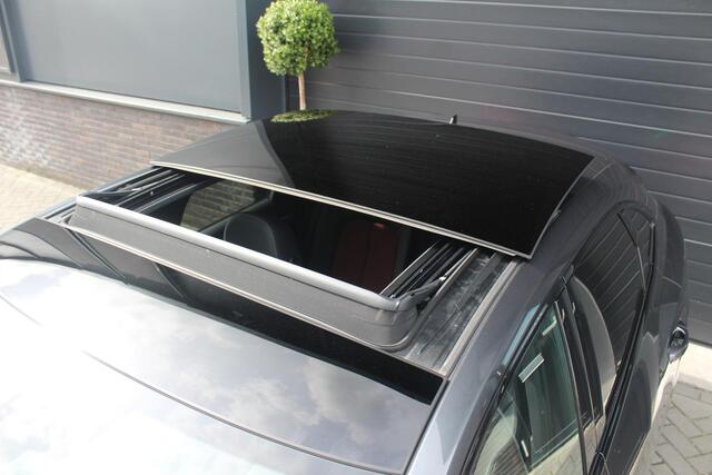 Audi Q3 Sportback 35 TFSI S-Line S Edition | Pano | Memory | Keyless