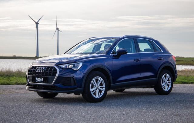 Audi Q3 45 TFSI e edition AUTOMAAT / PLUG IN HYBRID / STOELVERWARMING / LEER / VIRTUAL COCKPIT / CRUISE CONTROLE / DEALER ONDERHOUDEN