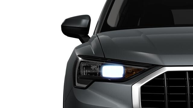 Audi Q3 45 TFSI e edition Panoramadak -Cruise Control - Getinte Ruiten - Buitenspiegels, elektrisch inklapbaar - Sportstoelen - Stoelen, vóór verwarmbaar - MMI Navigation Plus - LED-lichtpakket - Parkeerhulp achter -