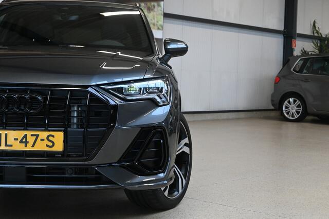 Audi Q3 45 TFSIe 245pk S edition | ACC | Sonos | Camera | 100% (Dealer) onderhouden label