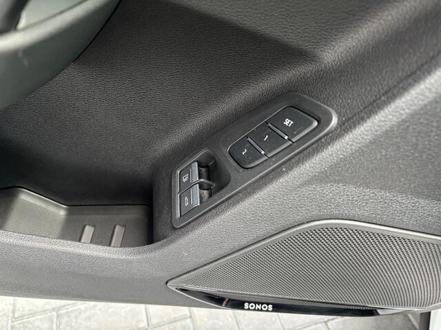 Audi Q3 Sportback 45 TFSIe S-line Pano Sonos Matrix Memory Seats