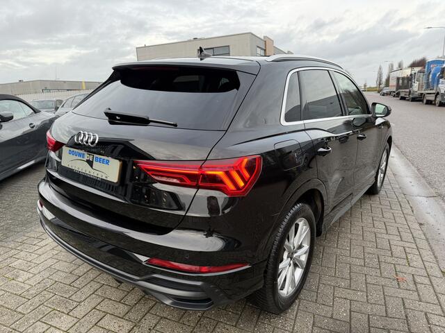 Audi Q3 35 TFSI S-line Pano-Dak | Trekhaak | Matrix LED | Stoelverw.