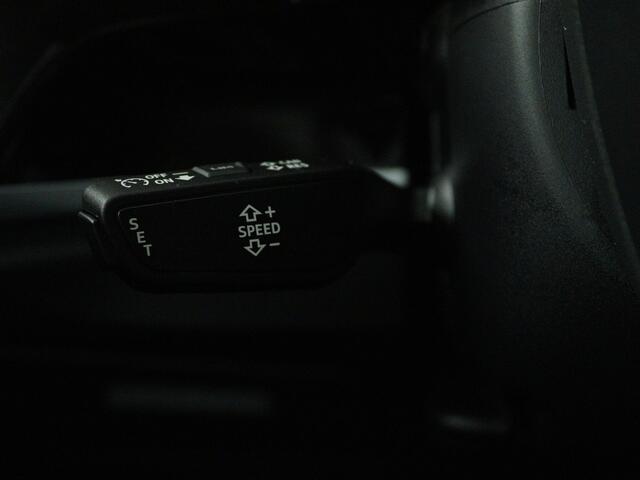 Audi Q3 45 TFSI e Advanced edition | Navigatiesysteem | Stoelverwarming | Parkeerhulp voor en achter |