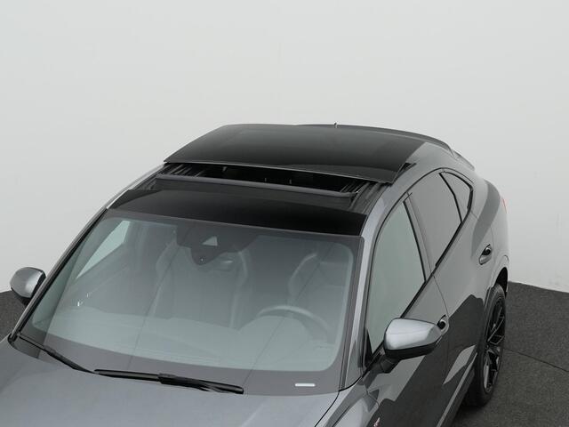 Audi Q3 Sportback 35 TFSI 150 pk S-tronic S-Line | Panoramadak | Achteruitrijcamera | Stoelverwarming | Navigatie