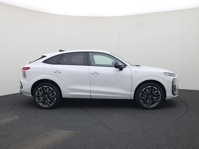 Audi Q3 1.5 200kW e-hybrid S edition 272 PK 272 PK Sportback · Tech Pro · MMi Experience · Oled achterlichten