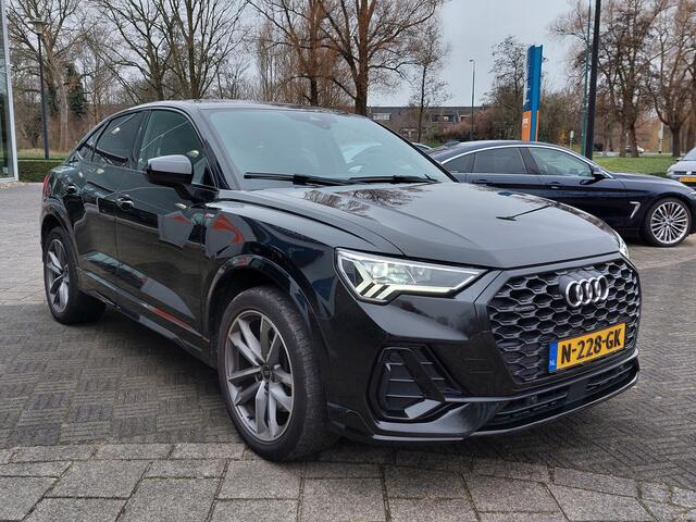 Audi Q3 Sportback 40 TFSI 190pk Quattro S-Edition | Navi | Apple Carplay+Android Auto | Clima | Adap.Cruise | Led Koplampen | Panorama Schuifdak | Leder+Verwarmd | Dodehoek+Rijstrooksensor | Pdc V+A+Camera