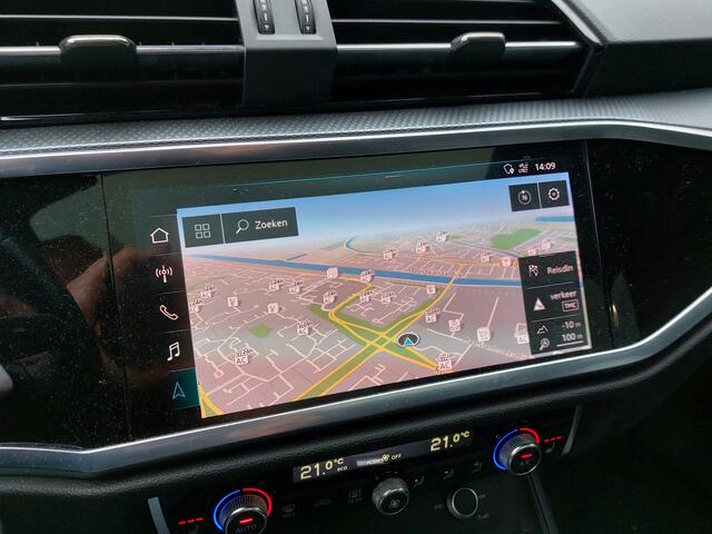 Audi Q3 Sportback 40 TFSI 190pk Quattro S-Edition | Navi | Apple Carplay+Android Auto | Clima | Adap.Cruise | Led Koplampen | Panorama Schuifdak | Leder+Verwarmd | Dodehoek+Rijstrooksensor | Pdc V+A+Camera