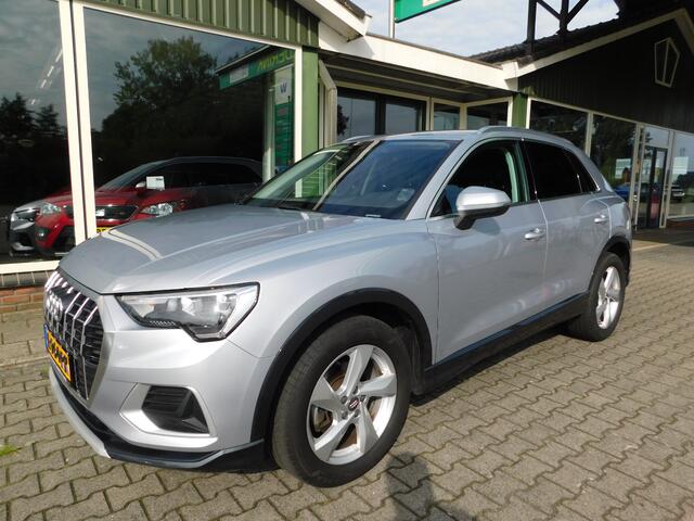 Audi Q3 35TFSI 150PK PRO-LINE!! All-in Prijs! Trekhaak!