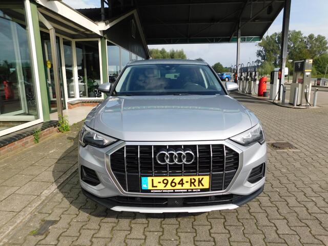 Audi Q3 35TFSI 150PK PRO-LINE!! All-in Prijs! Trekhaak!