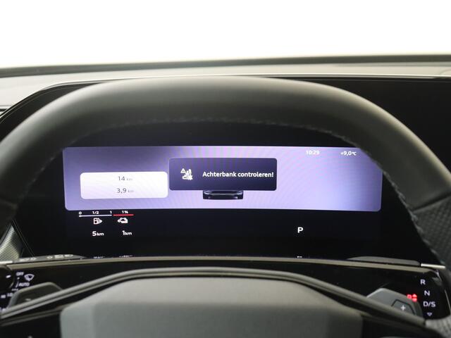 Audi Q3 Sportback S edition | Adaptive cruise control | Audi sound system | Cruise control