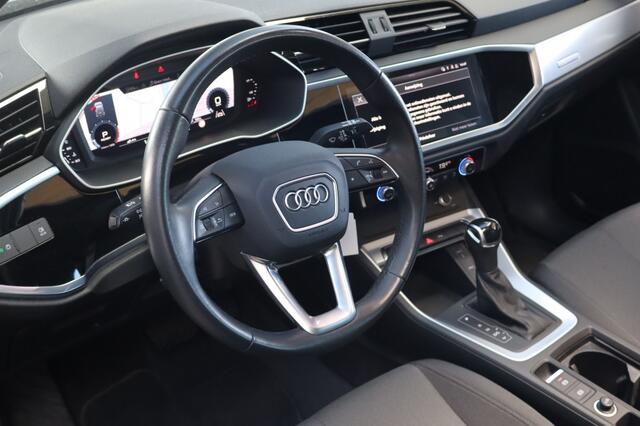Audi Q3 35 TFSI I Geen import | Trekhaak | Schuifdak