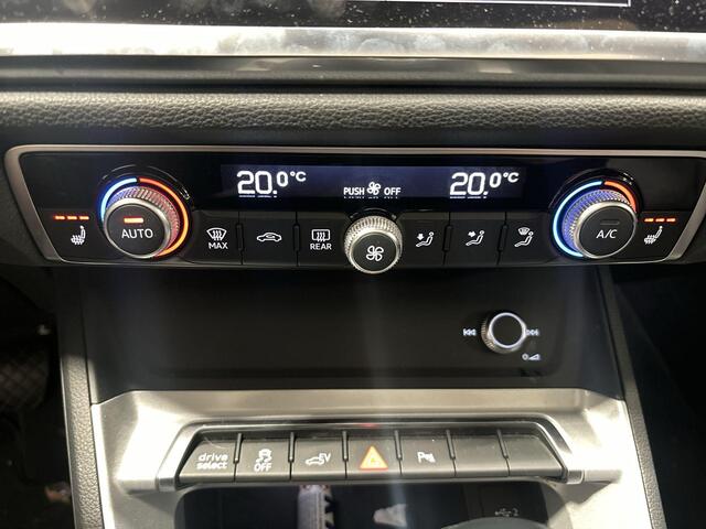 Audi Q3 Sportback 45 TFSIe 245pk S-tronic Advanced Edition · Camera · Apple/Android Car Play · S-line Exterieur · Dodehoek Detectie · Maxton Design · Elek. Trekhaak · 19'' Inch · Garantie t/m 28-07-2027 of 120.000km