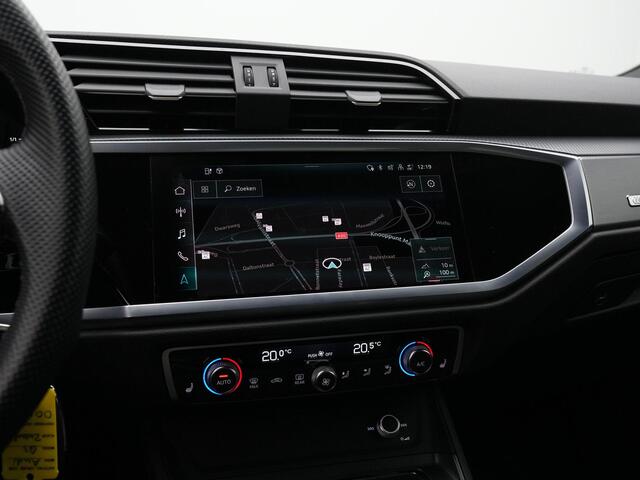 Audi Q3 45 TFSI e 245 pk S-tronic S-Line | Leder/alcantara | Achteruitrijcamera | Stoelverwarming | Navigatie