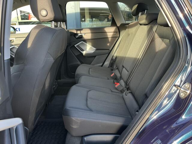 Audi Q3 35 TFSI S Line Pro Line S Automaat | LED | Elektrische trekhaak | Digitaal instrumentenpaneel