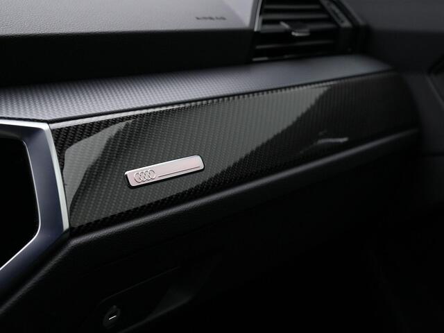 Audi Q3 45 TFSI e 245 pk S-tronic S-Line | Leder/alcantara | Achteruitrijcamera | Stoelverwarming | Adaptive Cruise | Navigatie