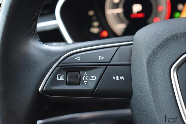 Audi Q3 Sportback 45 TFSI e Business Edition Virtual cockpit, Adaptive cruise, Stoelverwarming, Carplay, Leder
