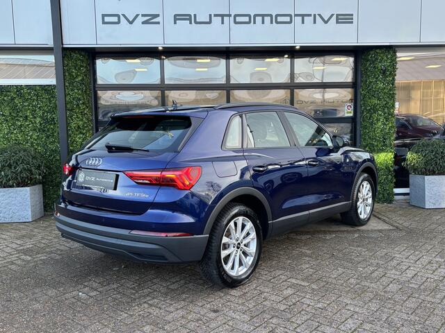Audi Q3 45 TFSI e edition | S-Line | Virtual | Dodehoek |