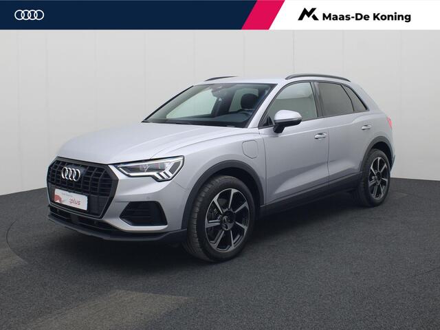 Audi Q3 45 TFSIe 180kW/245PK Business · Leder/stof · Drive select · Navigatie · Stoelverwarming ·