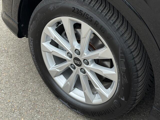 Audi Q3 35 TFSI 150pk S-tronic S-line | Alcantara | Keyless | Dode hoek | Elek. Achterklep | Camera | Rijklaar incl. 1 jaar Bovag garantie