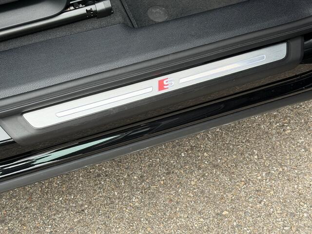 Audi Q3 35 TFSI 150pk S-tronic S-line | Alcantara | Keyless | Dode hoek | Elek. Achterklep | Camera | Rijklaar incl. 1 jaar Bovag garantie