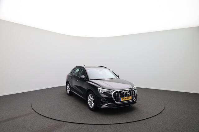 Audi Q3 35 150PK TFSI S-edition PANORAMA - LEER - ACC NL-AUTO