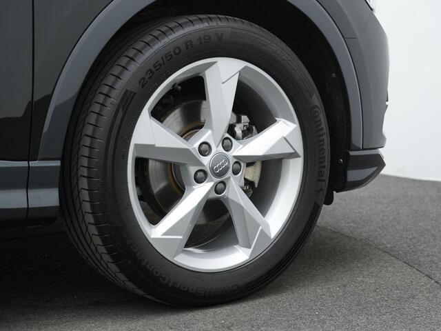 Audi Q3 35 TFSI 150 pk S-tronic Pro Line | Leder | Stoelverwarming | Parkeersensoren achter | Carplay