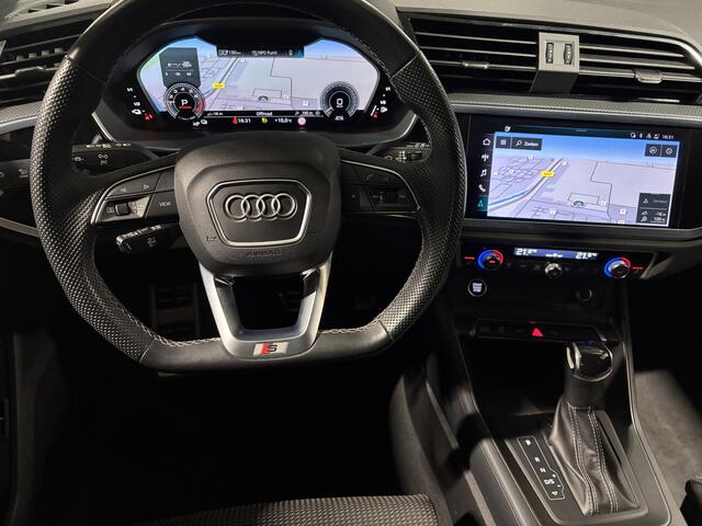 Audi Q3 Sportback 45 TFSIe 245 pk S-Line Black Edition