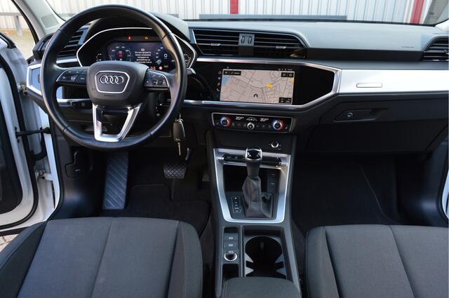 Audi Q3 Sportback 45 TFSI e Business Edition O.a: PDC, Carplay, Stoelverw, Navi, Clima, Cruise, Etc. All-in prijs!