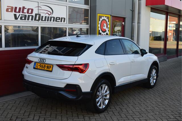 Audi Q3 Sportback 45 TFSI e Business Edition O.a: PDC, Carplay, Stoelverw, Navi, Clima, Cruise, Etc. All-in prijs!