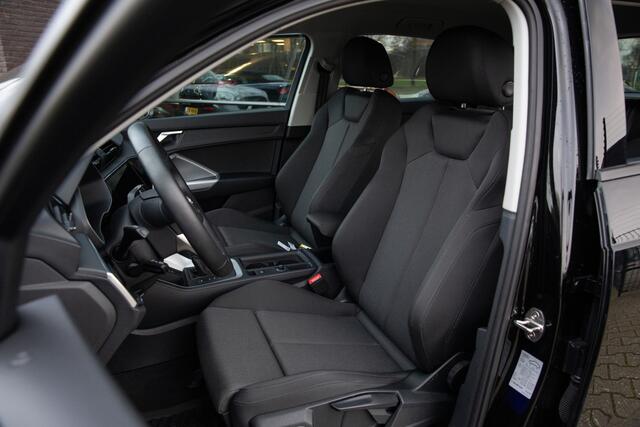 Audi Q3 35 TFSI Advanced edition , Standkachel, Elektrische trekhaak, Adap. cruise,