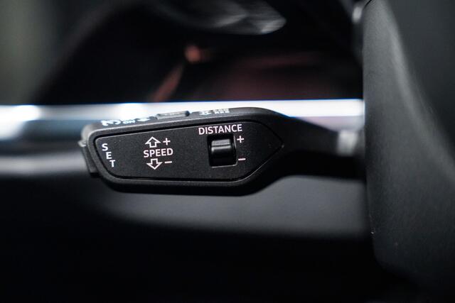 Audi Q3 45 TFSI e S-Line|Camera|19 inch|Acc|Leder