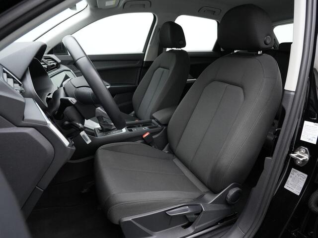 Audi Q3 35 TFSI 150 pk S-tronic Advanced Edition | Stoelverwarming | Adaptive Cruise | Side Assist | Parkeersensoren voor/achter | Carplay