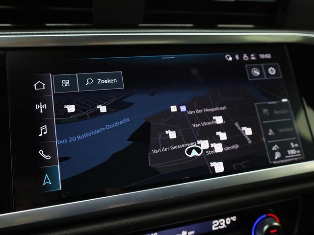 Audi Q3 45 TFSIe 180kW/245PK S Line · Panoramadak · Trekhaak · Drive select