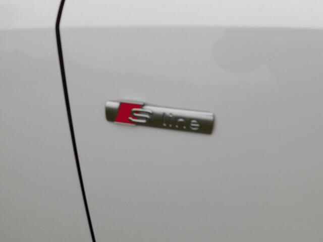 Audi Q3 35 TFSI S-Line, Trekhaak, El. Aklep