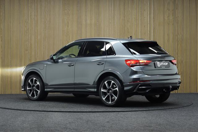 Audi Q3 45 TFSI e S edition Plug-in Hybrid | Adaptive-cruise | Afneembare Trekhaak | Virtual Cockpit | Camera | Stoelverwarming | Navigatie | Apple Carplay & Android Auto | 19 Inch Velgen | All-season Banden