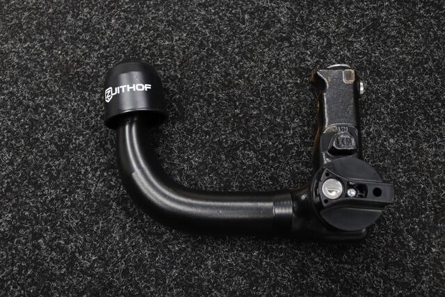 Audi Q3 45 TFSI e S edition Plug-in Hybrid | Adaptive-cruise | Afneembare Trekhaak | Virtual Cockpit | Camera | Stoelverwarming | Navigatie | Apple Carplay & Android Auto | 19 Inch Velgen | All-season Banden