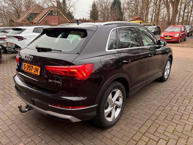 Audi Q3 ADVANCED 15OPK 1e EIG/TREKHAAK/VIRTUAL COCKPIT/SPORTSTOELEN/LED