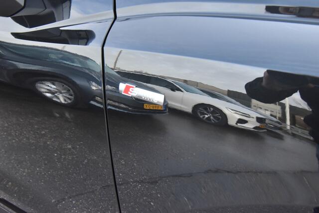 Audi Q3 35 TFSI S edition , VIRTUAL COCKPIT , LMV20 , LED KOPL , LEDER BEKL , NAVI , CLIMATR ,