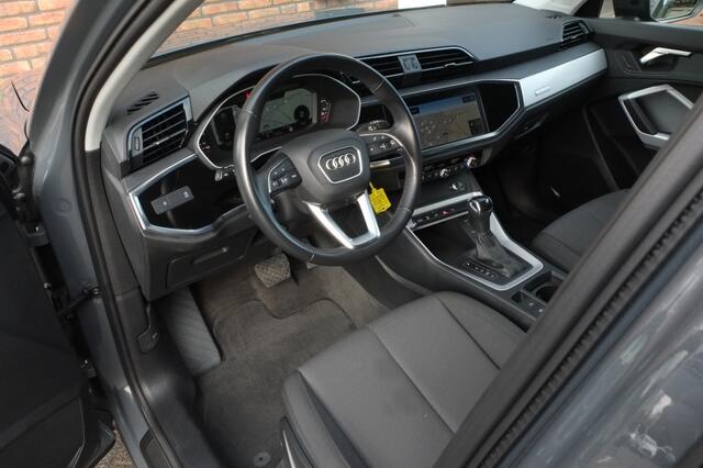 Audi Q3 45 TFSI e, Navigatie, Carplay, Trekhaak