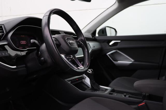 Audi Q3 35 TFSI Pro Line business