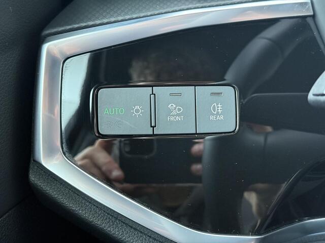 Audi Q3 35 TFSI Advanced edition | 150 PK | Automaat | Stoelverwarming | Cruisecontrol | Achteruitrijcamera |