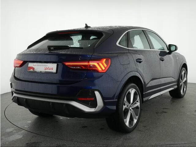 Audi Q3 Sportback 45 TFSI e ** LED, GRAU LEDER, VIRTUAL, APAPT. CRUISE, SPIEGEL-PACK, 20-inch LMV ** 1e EIG - Slechts 41.200km. ** ** INFORMEER OOK NAAR ONZE AANTREKKELIJKE FINANCIAL-LEASE TARIEVEN **