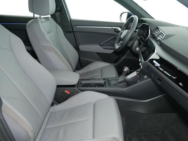 Audi Q3 Sportback 45 TFSI e ** LED, GRAU LEDER, VIRTUAL, APAPT. CRUISE, SPIEGEL-PACK, 20-inch LMV ** 1e EIG - Slechts 41.200km. ** ** INFORMEER OOK NAAR ONZE AANTREKKELIJKE FINANCIAL-LEASE TARIEVEN **