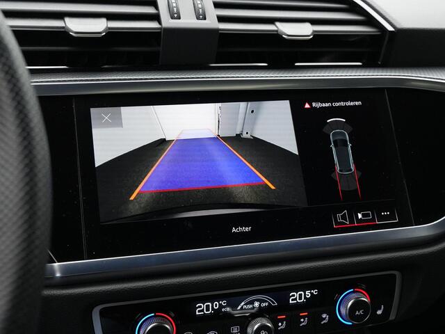 Audi Q3 45 TFSI e 245 pk S-Line | Panoramadak | Sonos | Leder/alcantara | Achteruitrijcamera | Stoelverwarming