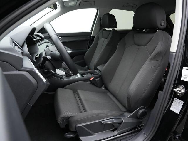 Audi Q3 45 TFSI e 245 pk | Stoelverwarming | Adaptive Cruise | Navigatie | Side Asssist
