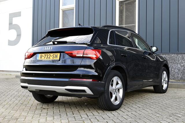 Audi Q3 35 TFSI S edition Rijklaarprijs-Garantie Apple carplay Trekhaak Airco Led Sport Interieur