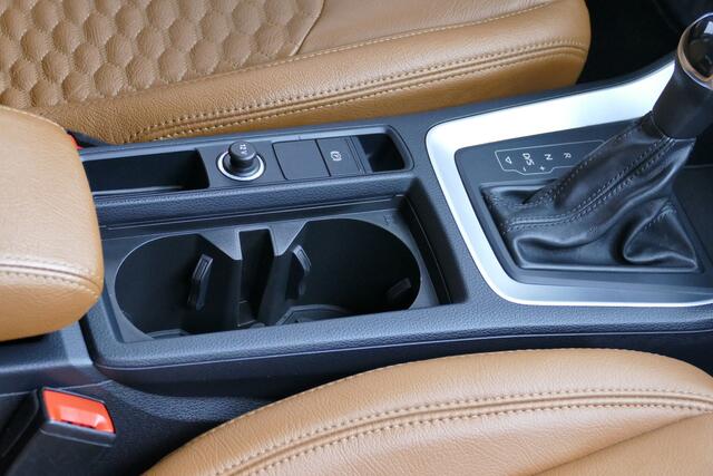 Audi Q3 35 TFSI S edition. Leer, StoelVerw, Carplay/Android Navi, Adap Cruise, 18"LMV,